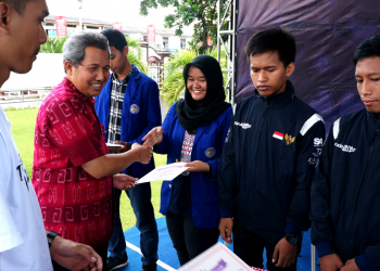 Penyerahan Penghargaan Mapres FT 2016